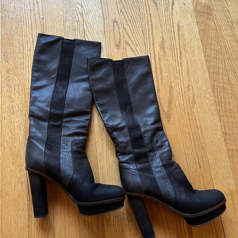 HUGO BOSS ORANGE COLLECTION LEATHER BOOTS 7.5